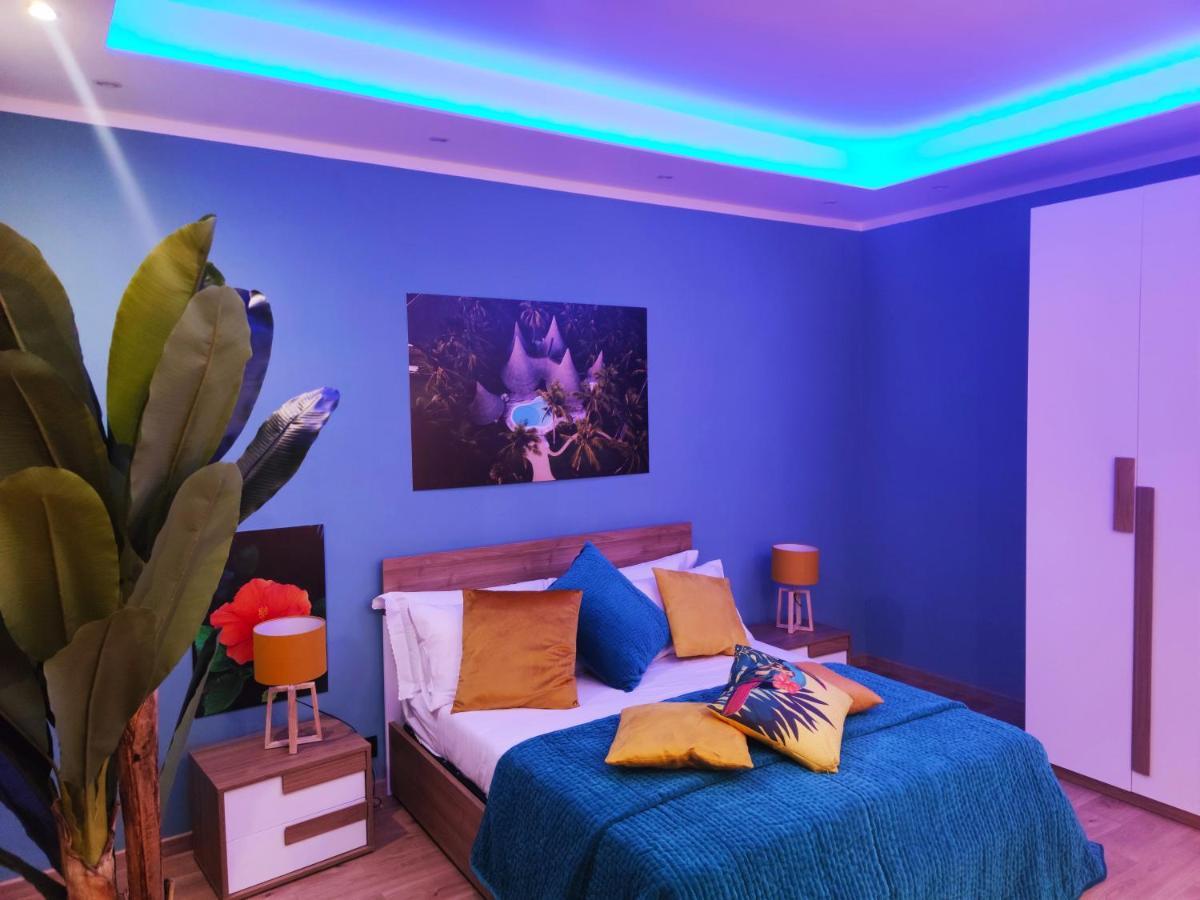 Suite Maison Tropical - Luxury Apartment In バーリ エクステリア 写真