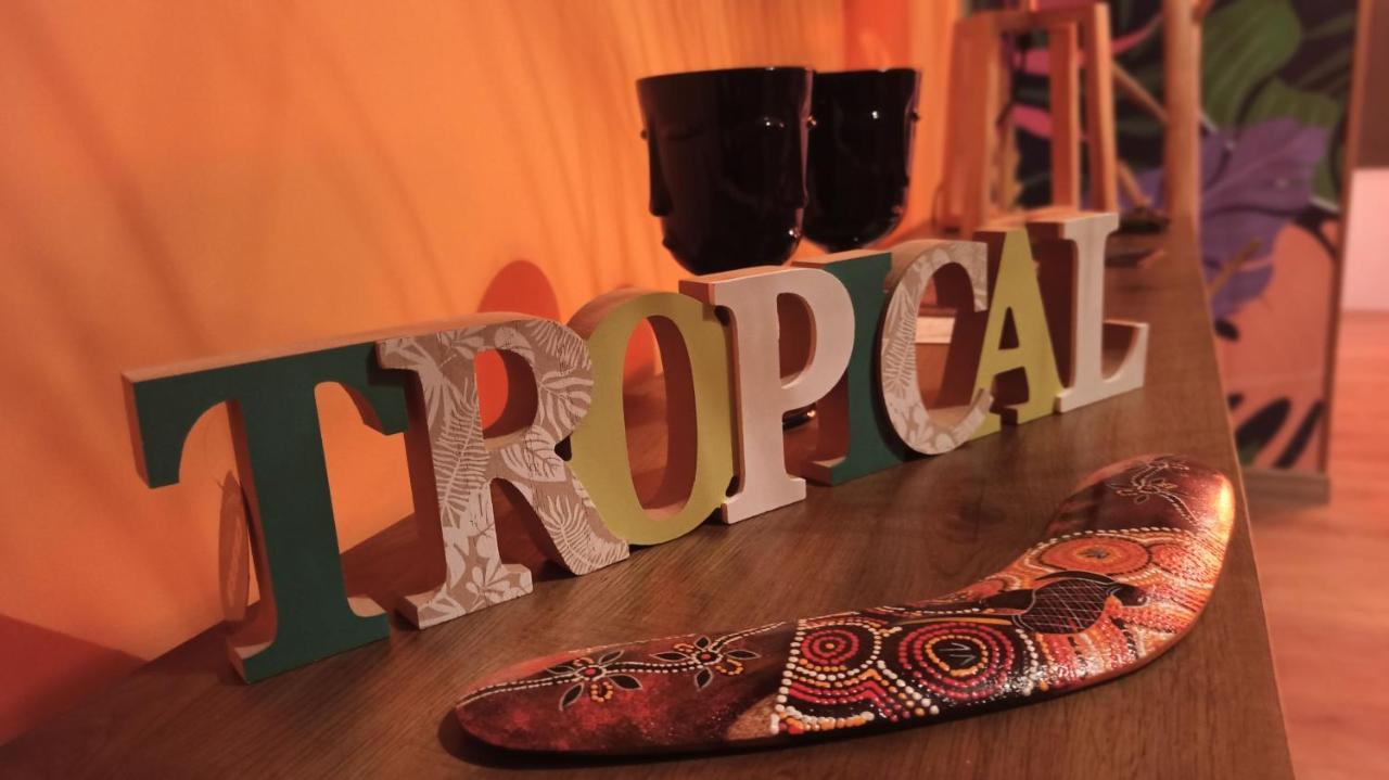 Suite Maison Tropical - Luxury Apartment In バーリ エクステリア 写真